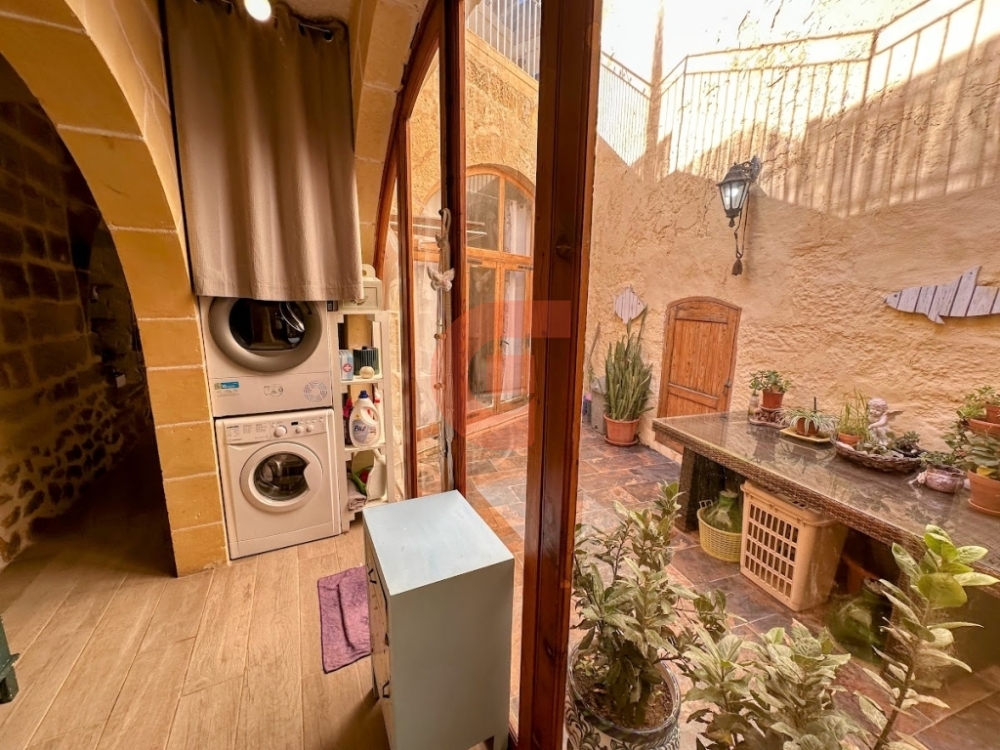 561169247_1371584334977165_6285535613900227992_n